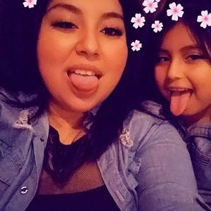 Meet your Posher, Karol